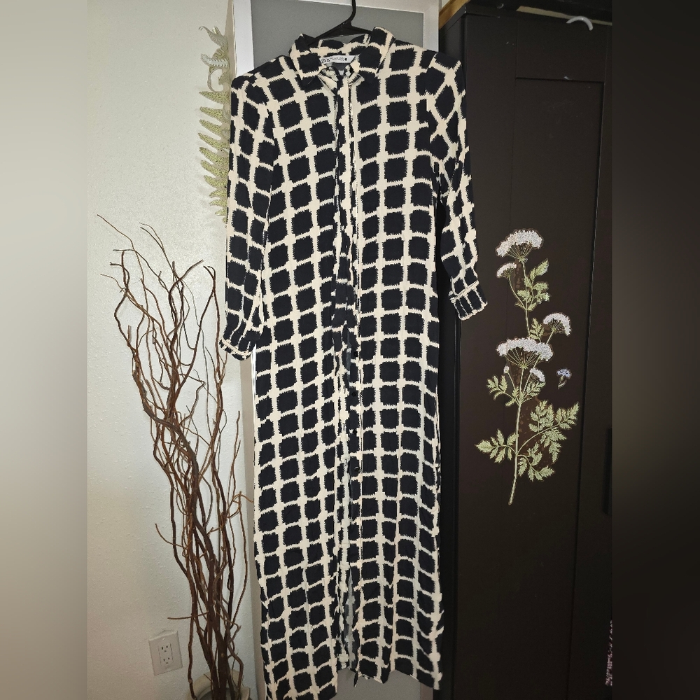 Zara long button up dress womens small